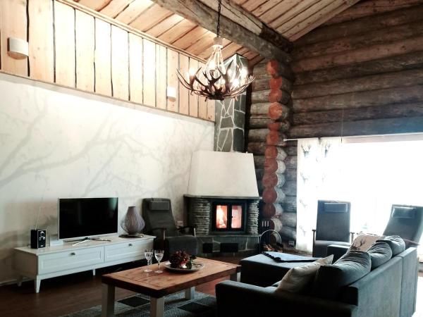 Napapiirin Järvilomat : photo 10 de la chambre cottage 3 chambres avec sauna