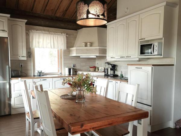 Napapiirin Järvilomat : photo 8 de la chambre cottage 3 chambres avec sauna