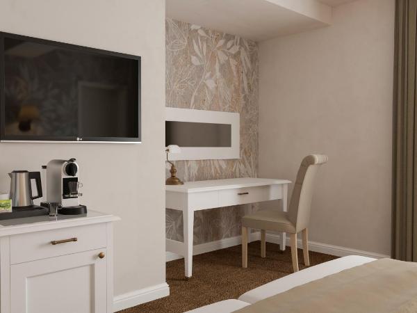 Hotel Savoy Prague : photo 4 de la chambre chambre double deluxe avec balcon