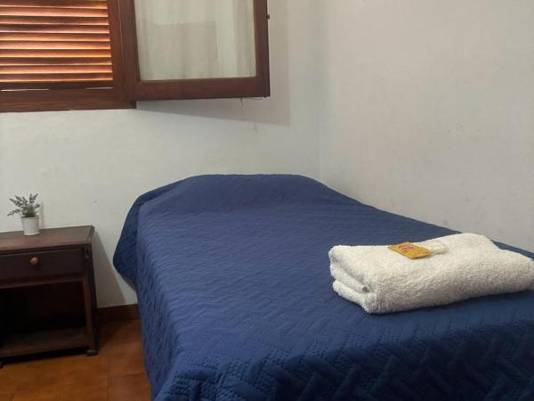 HOSTAL TILIAN : photo 1 de la chambre lit simple en dortoir