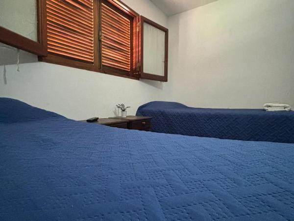 HOSTAL TILIAN : photo 5 de la chambre lit simple en dortoir