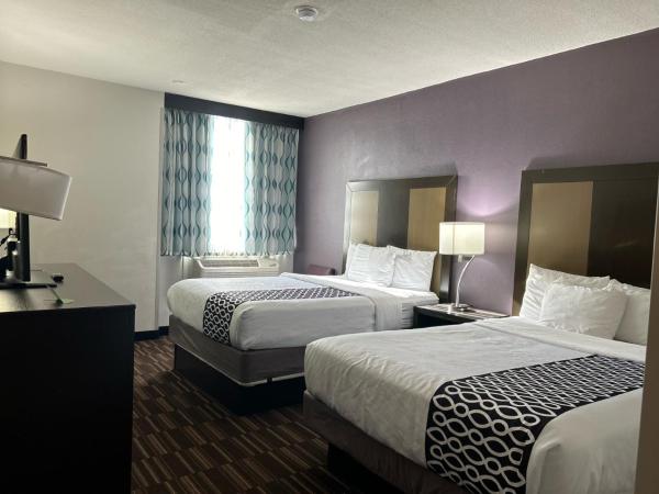 La Quinta by Wyndham Colorado Springs North : photo 3 de la chambre chambre avec 2 grands lits queen-size 