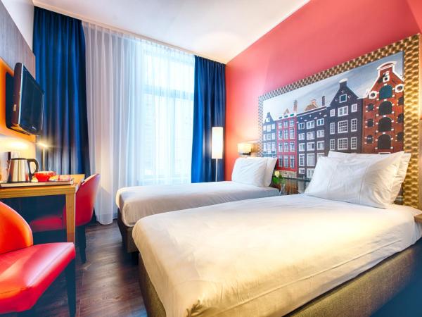 Leonardo Hotel Amsterdam City Center : photo 4 de la chambre chambre lits jumeaux confort