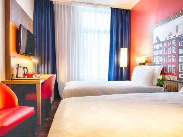 Leonardo Hotel Amsterdam City Center : photo 5 de la chambre chambre lits jumeaux confort