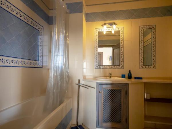 Al Meida Guesthouse : photo 5 de la chambre studio familial