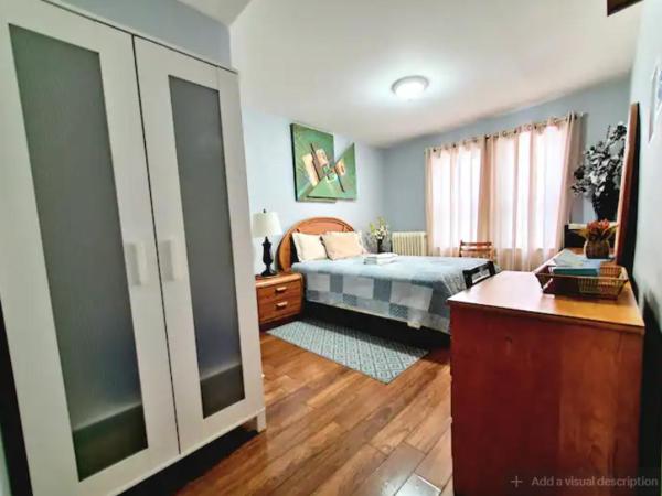 Merj's Guest House in Wolesly : photo 4 de la chambre chambre deluxe