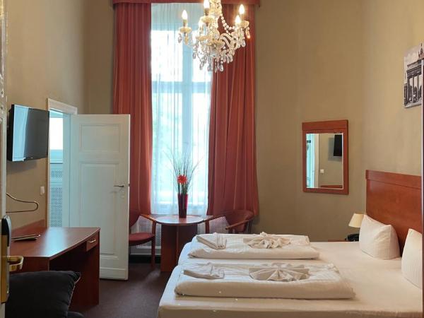 Hotel Astrid am Kurfürstendamm : photo 2 de la chambre chambre double confort