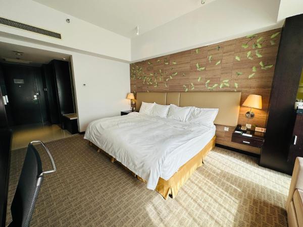 Holiday Inn Xi'an Greenland Century City, an IHG Hotel : photo 2 de la chambre chambre lit king-size standard - Étage supérieur