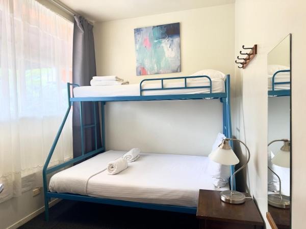 City Backpackers HQ : photo 1 de la chambre chambre double ou lits jumeaux standard