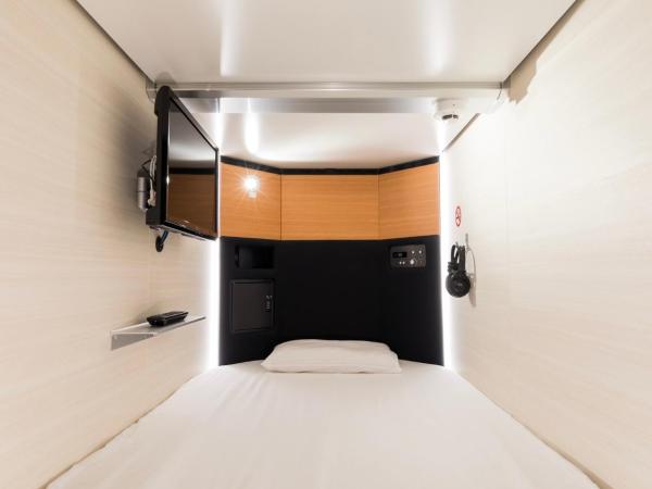 Glansit Kyoto Kawaramachi : photo 2 de la chambre chambre capsule standard pour homme