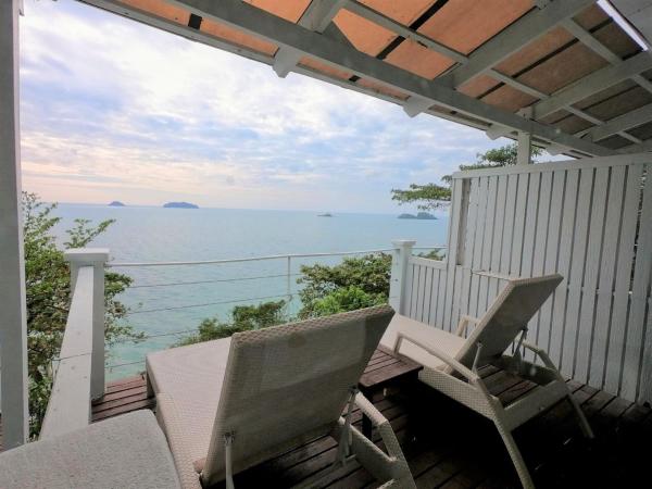 Koh Chang Cliff Beach Resort : photo 1 de la chambre chambre supérieure avec vue sur l'océan