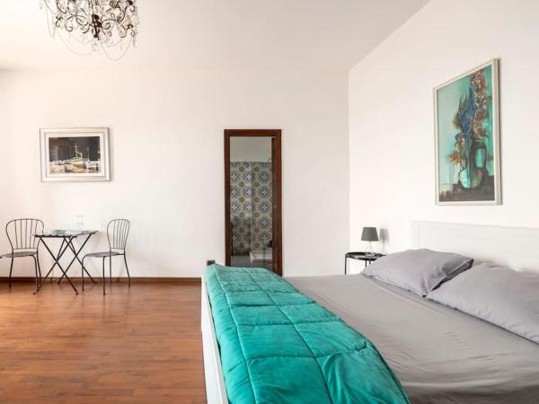 Isola Bella - Rooms il Pescatore : photo 3 de la chambre chambre double deluxe avec balcon - vue sur mer