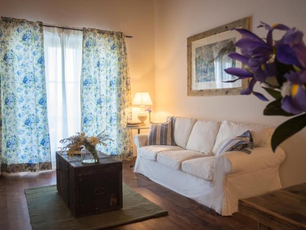 La Vineria di San Mattia : photo 4 de la chambre grande chambre double ou lits jumeaux