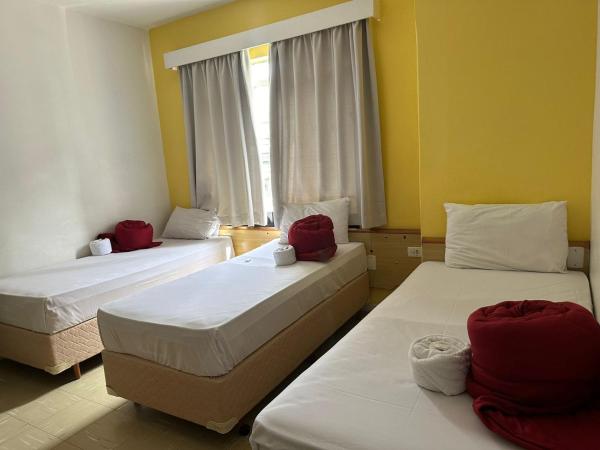 Hotel Blumenau Centro : photo 2 de la chambre chambre triple - rez-de-chaussée
