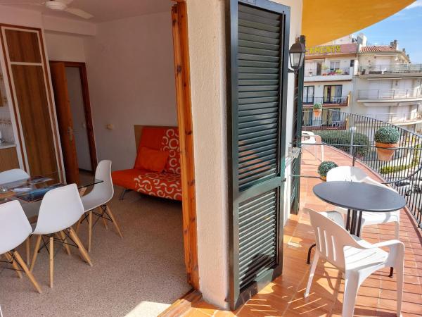 Apartamentos El Sol : photo 3 de la chambre appartement 2 chambres (4-6 adultes)