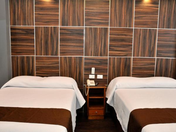 Hotel Principal : photo 5 de la chambre chambre lits jumeaux