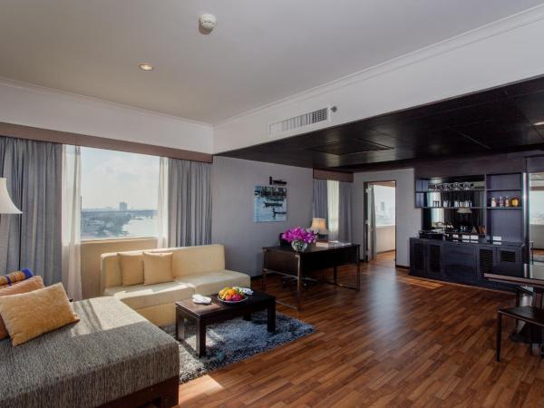 Ramada Plaza by Wyndham Bangkok Menam Riverside : photo 4 de la chambre suite royale deluxe 2 chambres