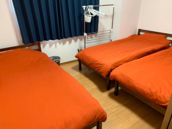 おやど紀伊国屋本石灰町 : photo 9 de la chambre chambre familiale avec baignoire