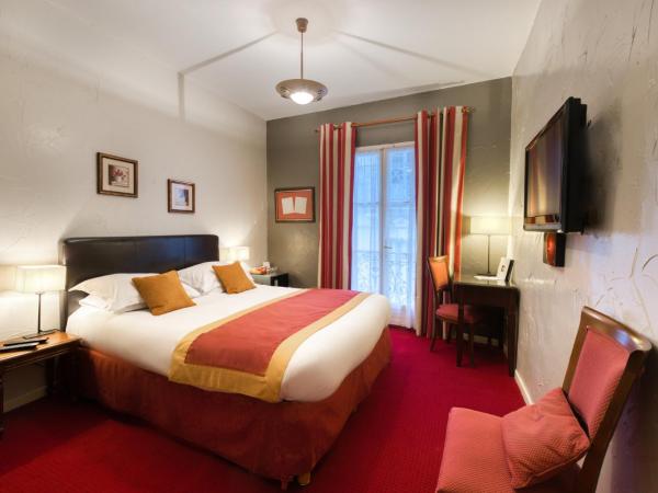 Hotel d'Aragon - Place de la Comédie : photo 1 de la chambre chambre standard lit queen-size