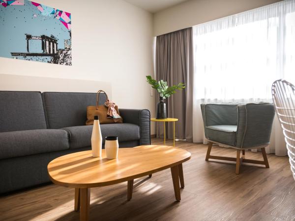 ibis Styles Athens Routes : photo 3 de la chambre suite premium