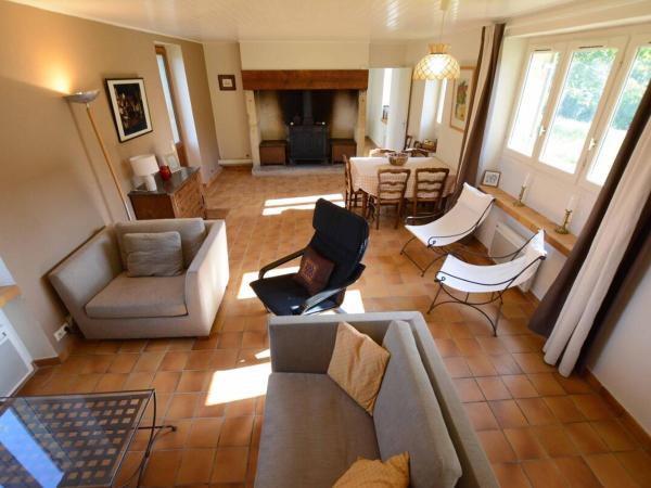 Les Bardilles - dans la campagne à 3 km de SARLAT : photo 3 de la chambre maison de vacances