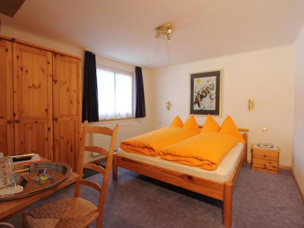 Pension Mezzaprada : photo 2 de la chambre chambre double Économique avec douche