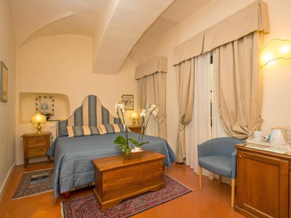 La Casa Del Garbo - Luxury Rooms & Suite : photo 3 de la chambre chambre deluxe