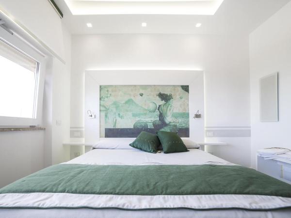 La Madegra Seasuite : photo 2 de la chambre chambre double deluxe - vue sur mer