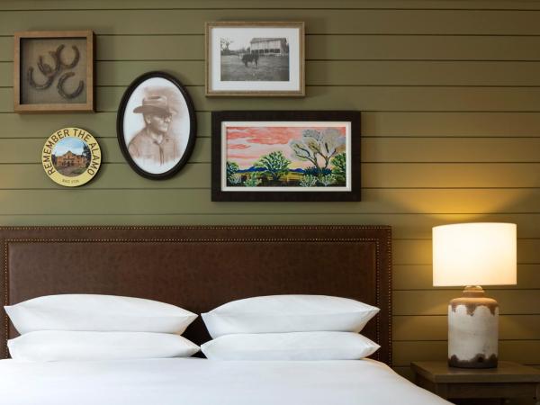 Hyatt Regency Hill Country Resort & Spa : photo 6 de la chambre chambre lit king-size