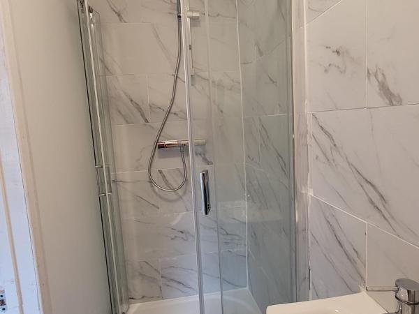 PIEDMONT ROAD : photo 2 de la chambre chambre double