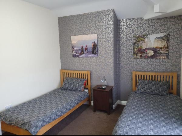 Brookfield Hotel : photo 3 de la chambre chambre lits jumeaux