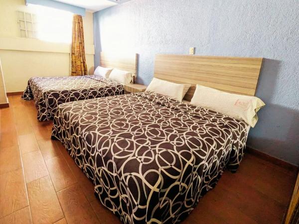 Hotel Plaza San Juan : photo 5 de la chambre chambre lits jumeaux