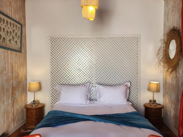 Dar Adul : photo 2 de la chambre chambre double deluxe - vue sur mer