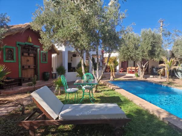 Manzal Lahbab (Pavillons, Bungalows, Piscine et Jardins) : photo 6 de la chambre chambre lit queen-size - vue sur piscine