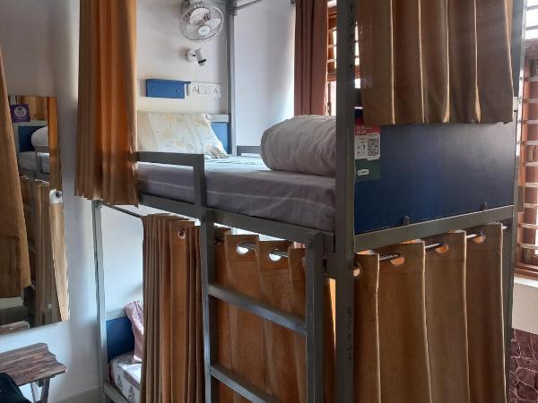 Taj Street Hostel : photo 2 de la chambre lit dans dortoir 6 lits