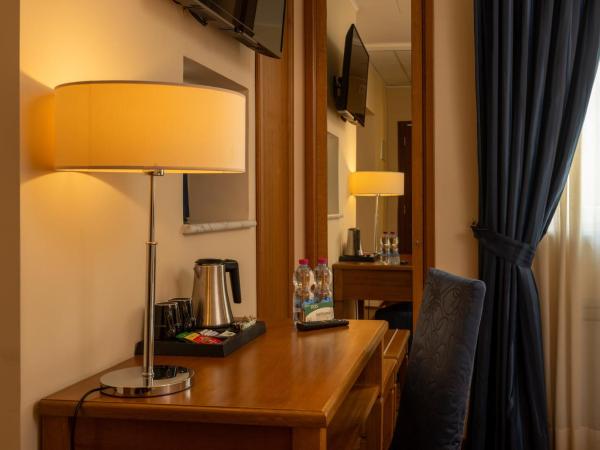 Hotel Iris : photo 2 de la chambre chambre double ou lits jumeaux supérieure