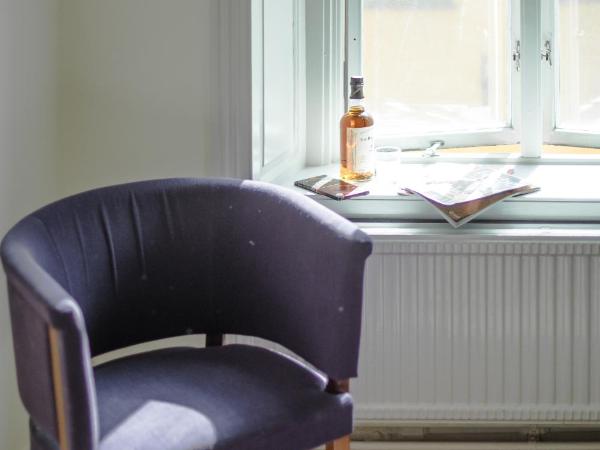 Castle House Inn : photo 5 de la chambre chambre quadruple avec salle de bains commune