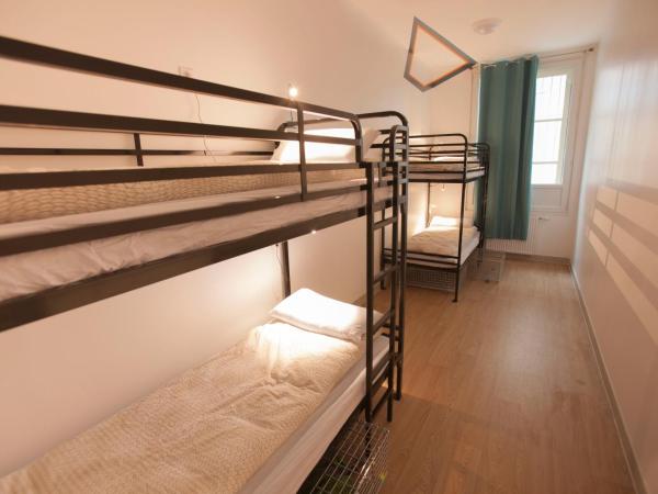 Le Flâneur Guesthouse : photo 1 de la chambre lit dans dortoir mixte de 4 lits