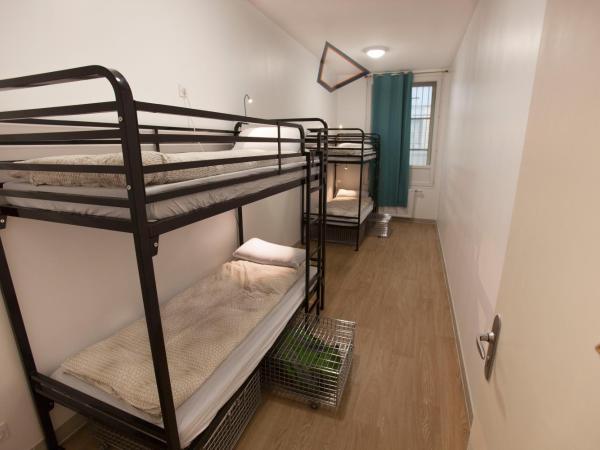 Le Flâneur Guesthouse : photo 3 de la chambre lit dans dortoir mixte de 4 lits