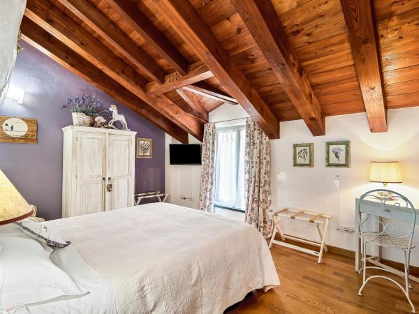 Affittacamere La Collina Degli Ulivi : photo 1 de la chambre chambre double ou lits jumeaux