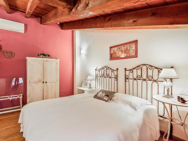 Affittacamere La Collina Degli Ulivi : photo 7 de la chambre chambre double ou lits jumeaux
