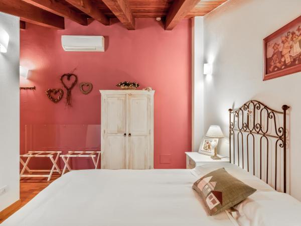 Affittacamere La Collina Degli Ulivi : photo 8 de la chambre chambre double ou lits jumeaux