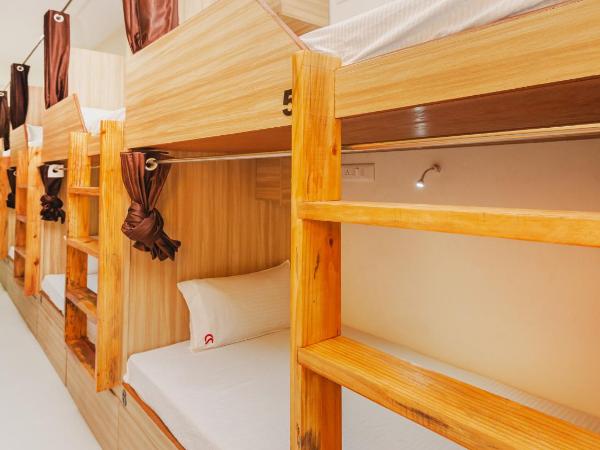 Sahara Dormitory Stay-near NESCO Bombay Exhibition Centre : photo 10 de la chambre lit simple dans dortoir mixte