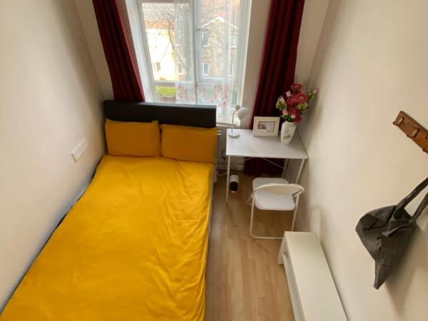 Great living room in London : photo 1 de la chambre chambre familiale