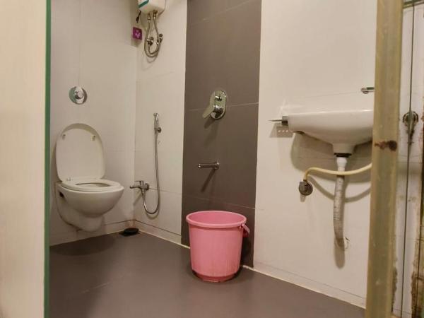 Hotel Beach Crown Juhu : photo 3 de la chambre chambre double deluxe