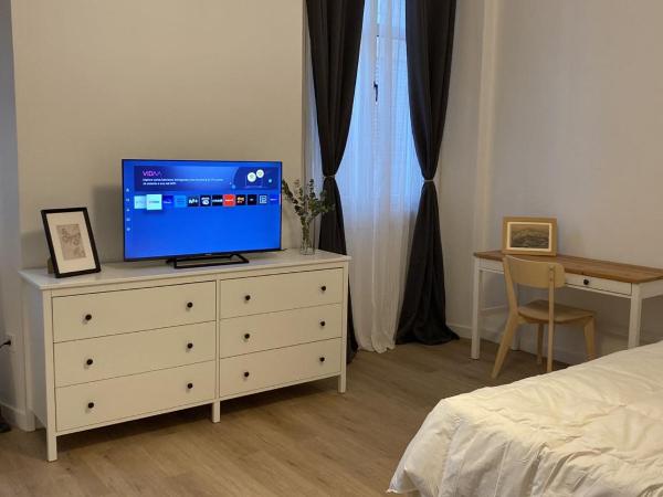 Suites Larios : photo 4 de la chambre chambre double avec salle de bains commune