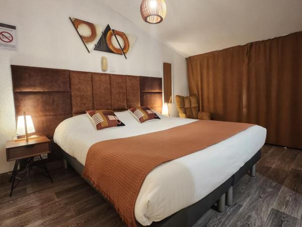 Cit'Hotel Le Cheval Blanc Cognac Centre : photo 10 de la chambre chambre double supérieure