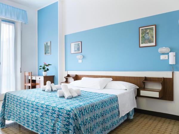 Hotel Cheri : photo 6 de la chambre chambre double ou lits jumeaux avec balcon