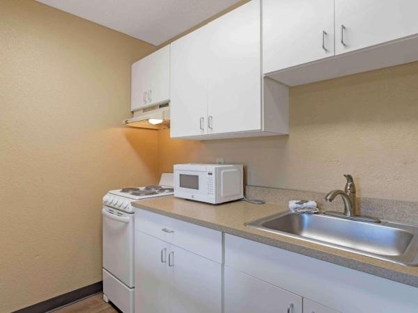 Extended Stay America Select Suites - Memphis - Cordova : photo 4 de la chambre studio lit queen-size - non-fumeurs