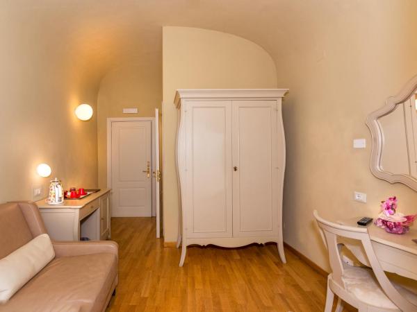 Residenza d'Epoca Relais I Miracoli : photo 8 de la chambre suite
